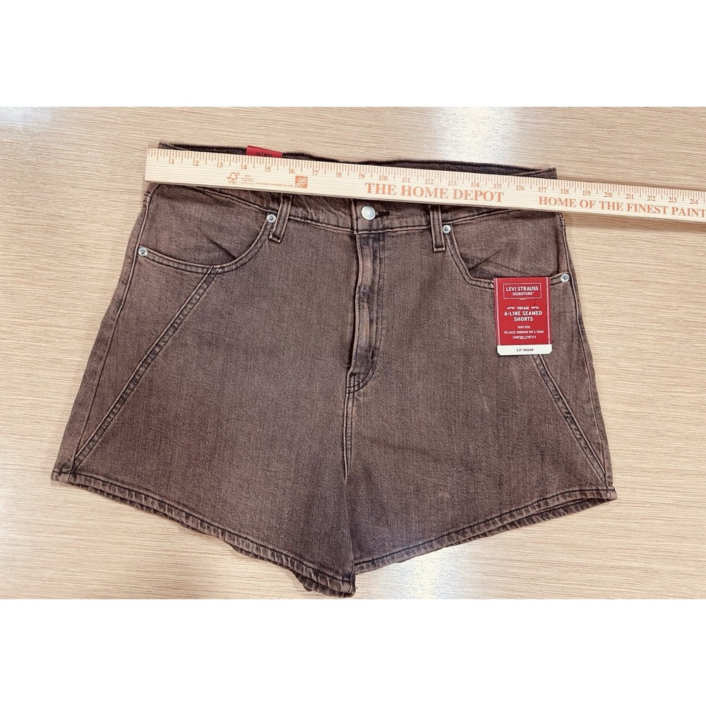 NWT Levi Strauss Women A-Line Shorts High Rise Size 14/32W Faded Brown Gray Wash - Picture 10 of 11